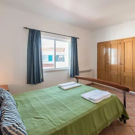 Lovelystay - Prainha Sea View + Pool