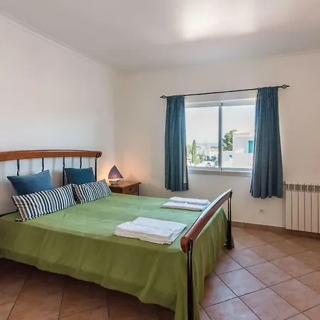 Lovelystay - Prainha Sea View + Pool