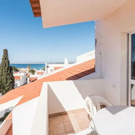 Lovelystay - Prainha Sea View + Pool